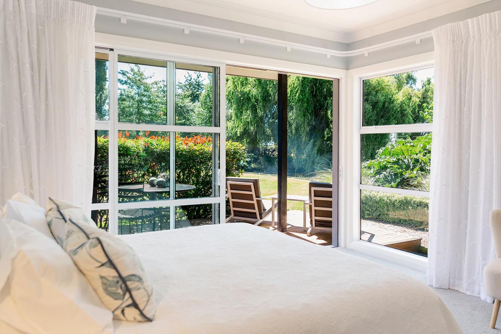 Revive On Oakview Boutique Beauty And Accommodation Ashburton Bagian luar foto
